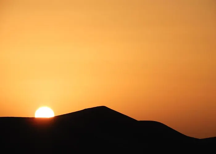 Sleep In Luxury Tent In Desert Merzouga