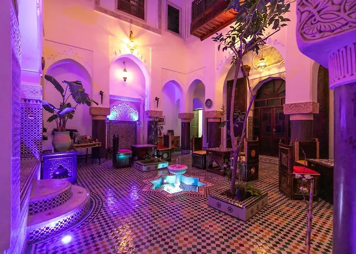 Riad Le Moucharabieh Fès
