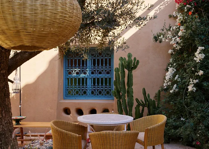 Agafay Desert Hotel El Karia