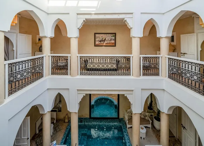 Riad Awinati Location Privatisee , Piscine A Jets, Petit Dejeuner Et Magnifique Rooftop Avec Vue A 360 Marrakesch Mit einem Kasino