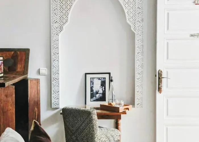 Riad Laly Tourisme Eclaire Le Bijou De La Medina Marrakesch