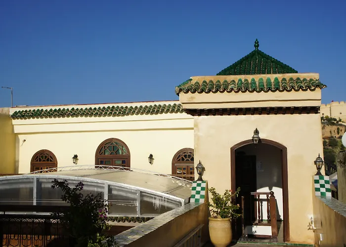 Riad Les Remparts De Fes