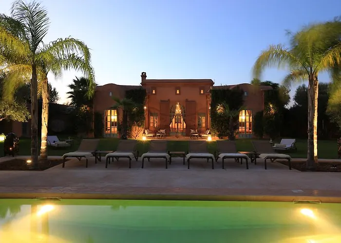 Vilas com Piscina Privada em Marraquexe